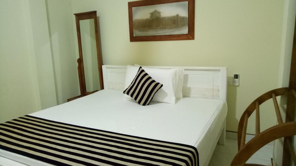 Heritage Lake View Anuradhapura Exterior foto
