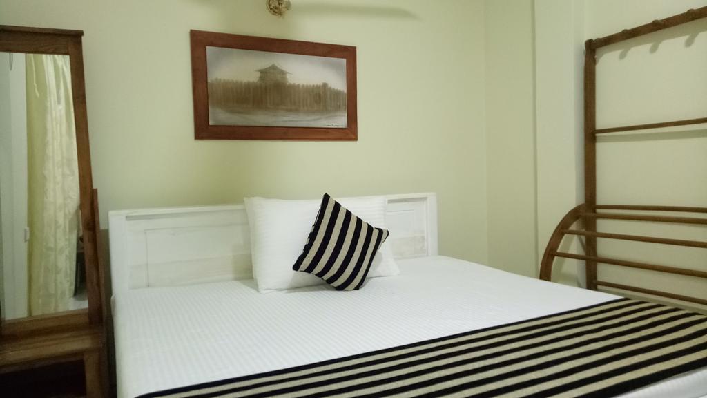 Heritage Lake View Anuradhapura Exterior foto